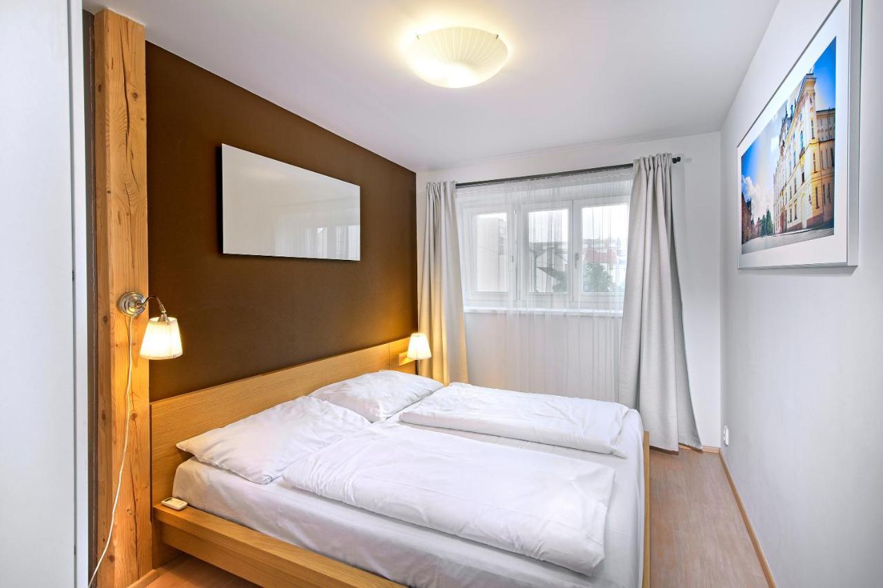 Downtown Suites Chlumova Praga Exterior foto