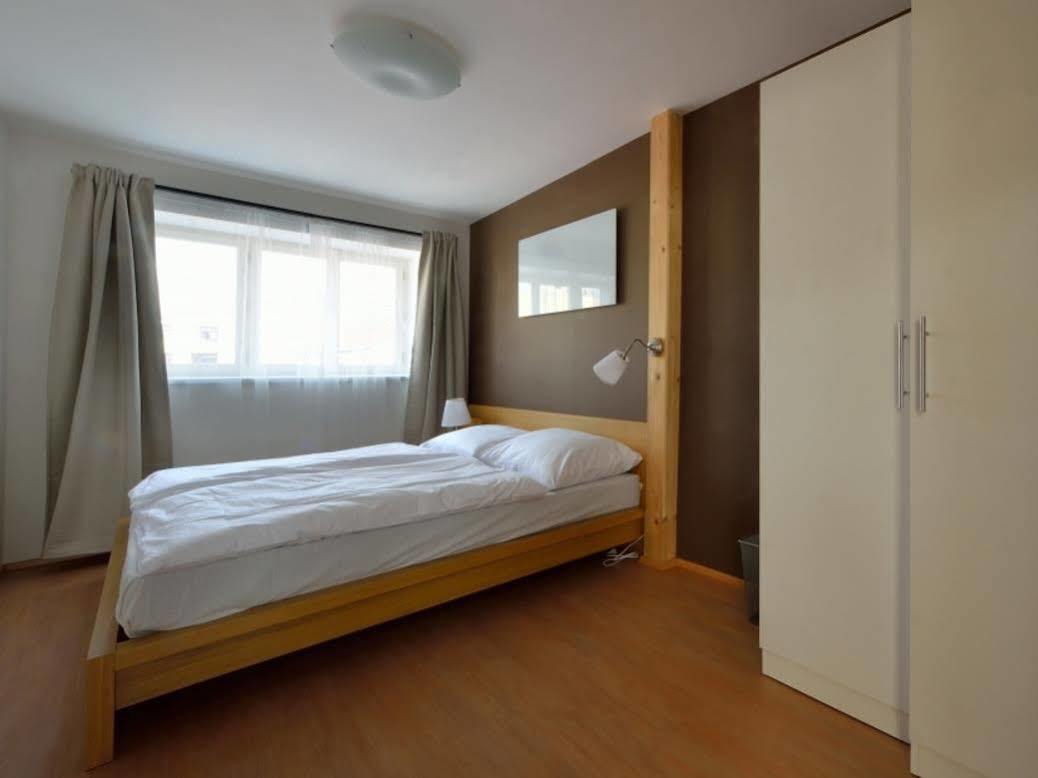 Downtown Suites Chlumova Praga Exterior foto